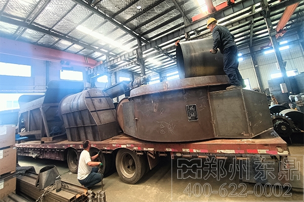 陜西咸陽煤泥烘干機設備項目裝車發(fā)貨